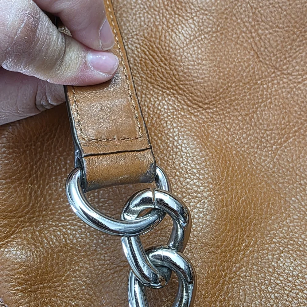 Michael Kors Uptown Astor Bag in Cognac. Preloved! - Picture 5 of 13